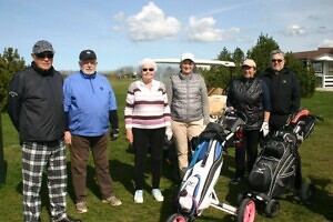 Niitväljal võtsid mõõtu nooruslikud ülepoolesajalised golfarid02