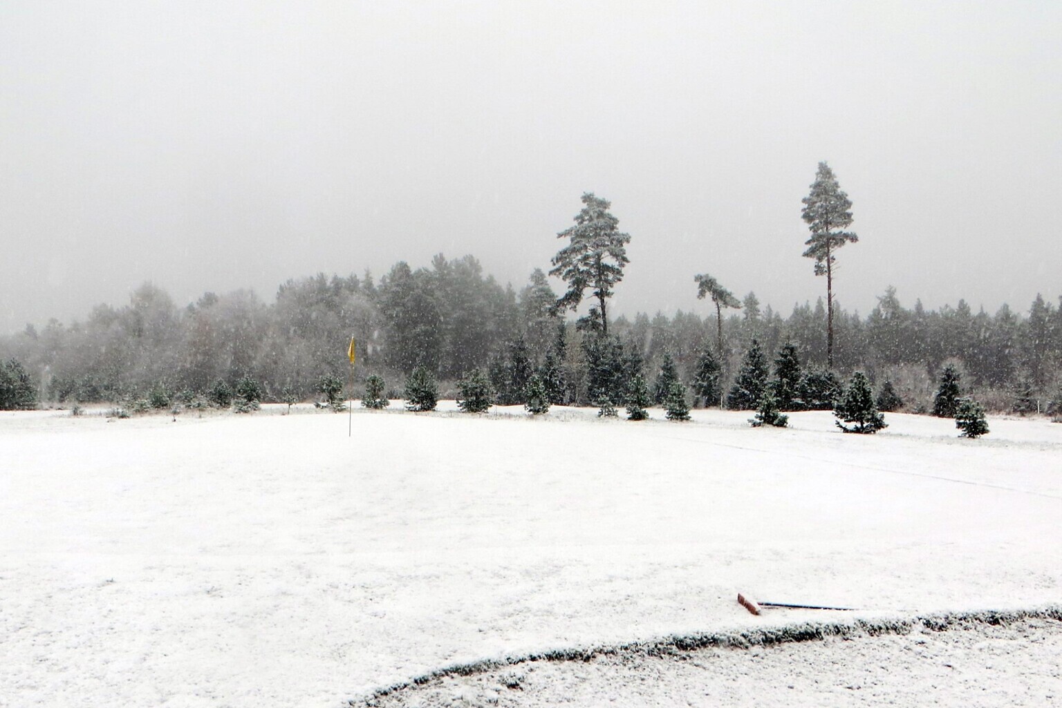 HOOAEG LÄBI! Varakult saabunud talve tõttu jääb Ojasaare isa-lapse võistlus ära