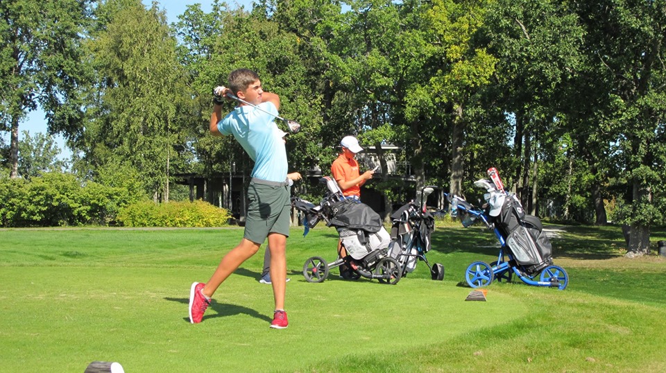   Nüüdseks on avatud registreerimine kõigile Junior Tour etappidele, vahendab Eesti Golfi Liit. Etapid toimuvad 2024. aastal: 10. juuni Saare Golf 1. juuli Rae 