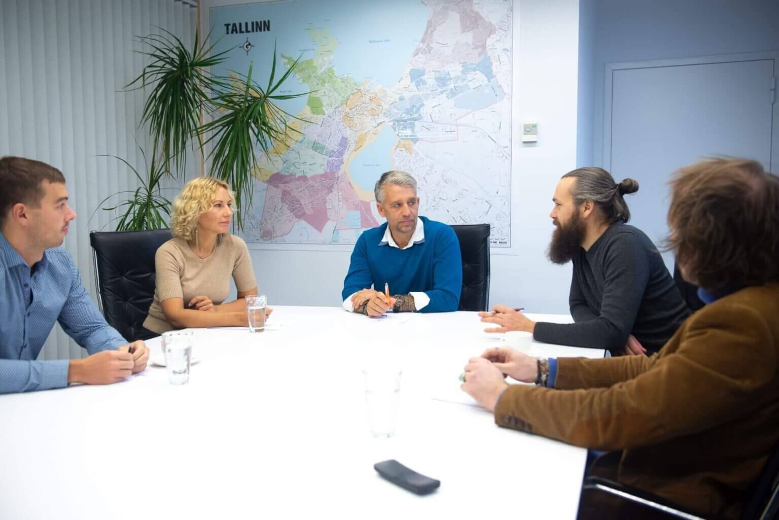 RAAMATUSÕBRALE I Tiit Trofimov räägib loo, kuidas enesearengu abil ronis välja sügavast kriisist ja kuidas sinagi seda teha võid